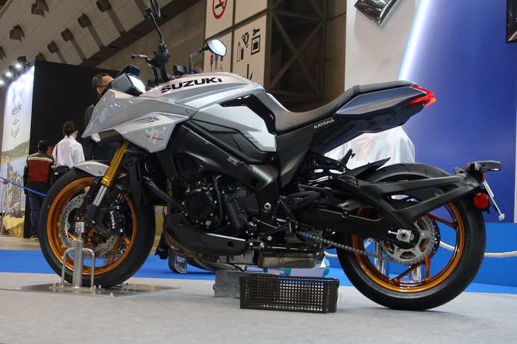 スズキ・カタナ