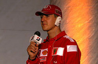 午前中の六本木でのイベントから恵比寿の会場にやってきたシューマッハーは、ややお疲れの様子。前戦中国GPでは、予選でスピン、決勝で12位とワーストリザルトを残したチャンピオンだが、鈴鹿ではどうか?