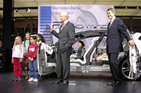 【東京モーターショー2003】ダイムラークライスラー「ワールドプレミアを2台発表」の画像