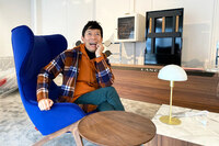 「わが家より居心地がいい」と満喫する筆者。