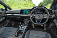 「フォルクスワーゲン・ゴルフR」の日本導入20周年記念モデル発売の画像