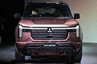 三菱が新型「パジェロ」を発表 岸浦社長「新時代のフラッグシップにふさわしい仕上がり」の画像