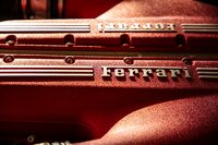 少量生産の特殊なモデルを除くと、「812コンペティツィオーネ」はパワーユニットとして自然吸気のV12エンジン“だけ”を搭載する、最後のフェラーリとなりそうだ。