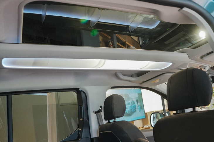 シトロエン・ベルランゴMAX BlueHDi(モジュトップ)