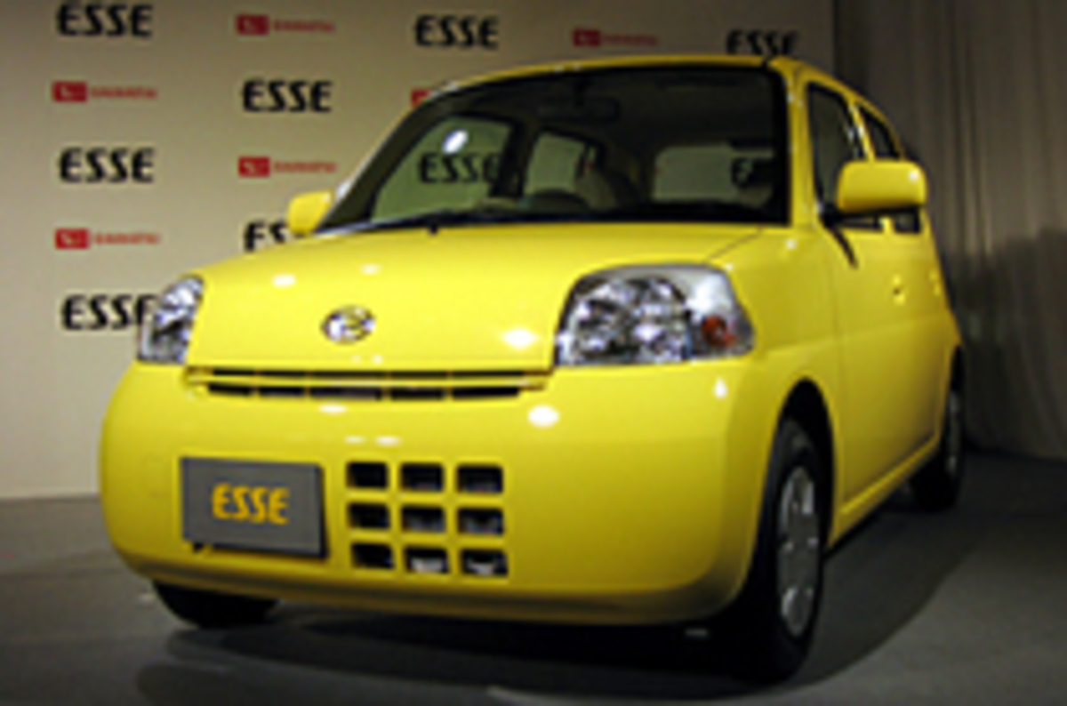 エッセ ダイハツ 軽自動車 おしゃれと経済性がポイント、ダイハツの新型軽「エッセ」デビュー
