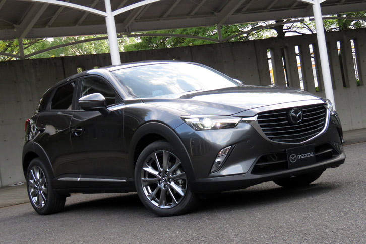 「マツダCX-3 XDノーブル・ブラウン」