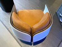 ドイツにおける水の妖精の名前をとった「ローレライ」。マセラティのラジエーターグリルに見られる“ウーゴラ”をかたどっているのがわかる。