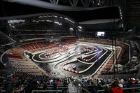 現場を見るまでは正直期待していなかったスタジアムでのスーパーSSだけど、プロレス的演出がよかったのか、意外や意外、結構かっこよかったです。