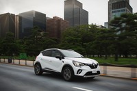 ヨーロッパにおける電動化シフトでは、マイルドハイブリッドが多数派。しかしルノーは独自のフルハイブリッドを開発しました。「キャプチャー」でその実力を試します。(photo:菊池貴之)