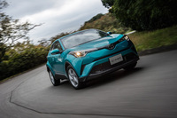 「C-HR」の開発に際しては、2013年よりドイツのニュルブルクリンクサーキットで性能評価を実施。また欧州各国の道を走りこんで仕様を決めたという。