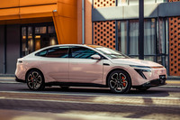 東風日産が新型フル電動セダン「N7」の詳細を発表【上海モーターショー2025】の画像