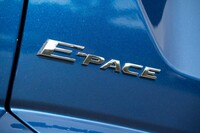 ジャガーEペースR-DYNAMIC SE P300e(4WD/8AT)【試乗記】の画像