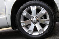 テスト車にはスタッドレスタイヤの「ヨコハマ・ジオランダーI/T-S」が装着されていた。