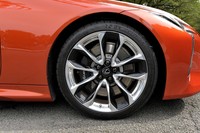 レクサスLC500コンバーチブル(前編)の画像