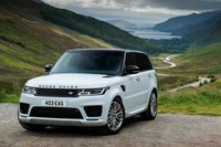 「レンジローバー スポーツ」の2021年モデル受注開始 直6ディーゼルのマイルドハイブリッド仕様も