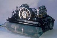 初代「911」に搭載された2リッター水平対向6気筒エンジン。空冷から水冷へ、SOHCからDOHCへと改良が加えられたものの、今なおRRの駆動レイアウトと並んで、911シリーズの大きな特徴となっている。