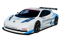 日産がEV「リーフ」のレーシングカーを出展【ニューヨークショー2011】