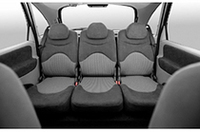 3座独立の2列目シート