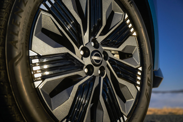 日産ムラーノ(フロントホイール)