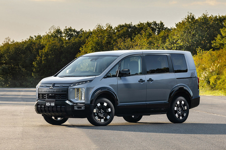 三菱デリカD:5(写真はプロトタイプ)