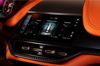 アストンマーティンが「DBX707」を大幅改良 インテリアを全面刷新の画像