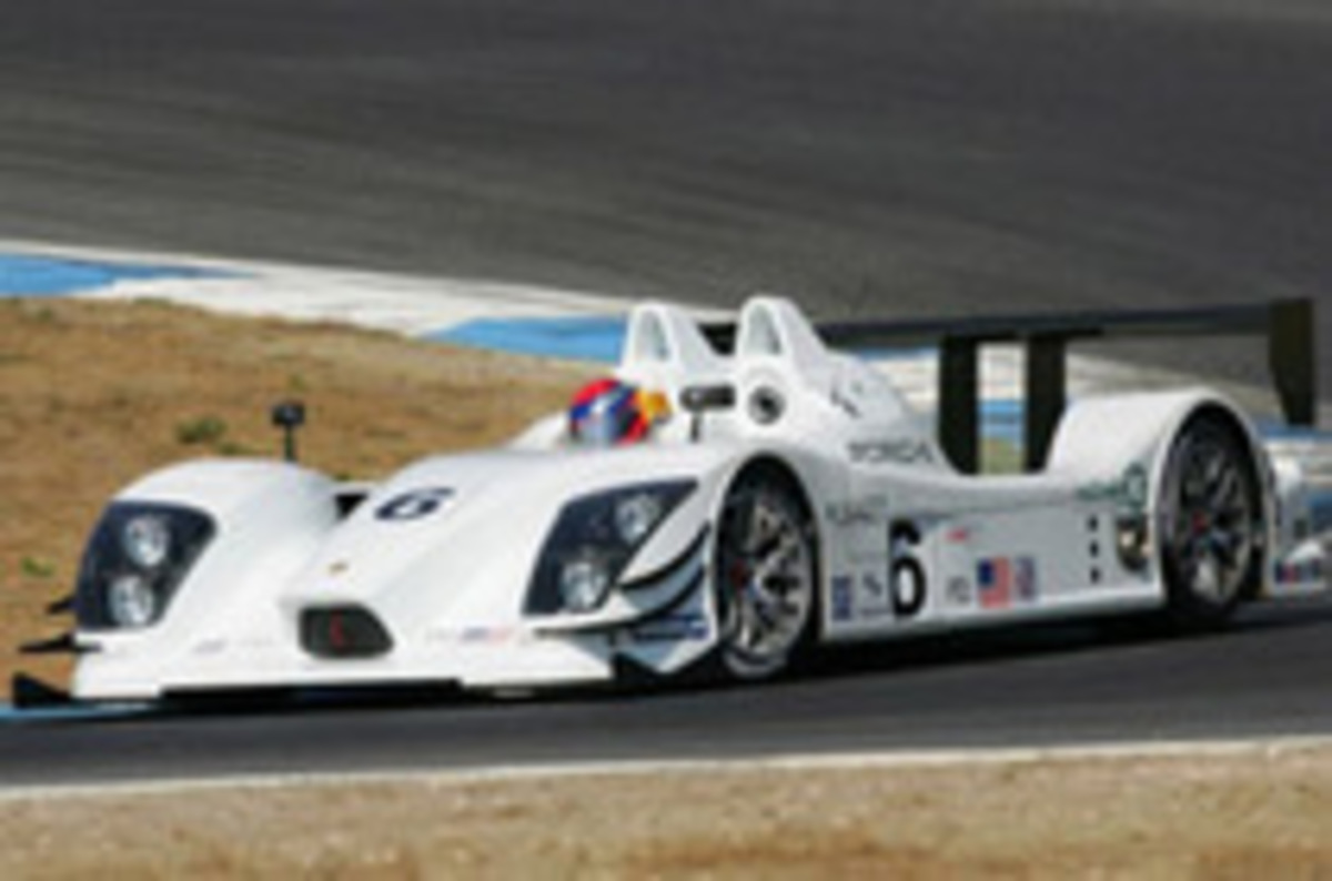 ポルシェ久々のレースカー、その名は「RSスパイダー」 【ニュース 