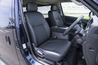 働くクルマもスタイリッシュに 「日産キャラバンAUTECH」発売の画像