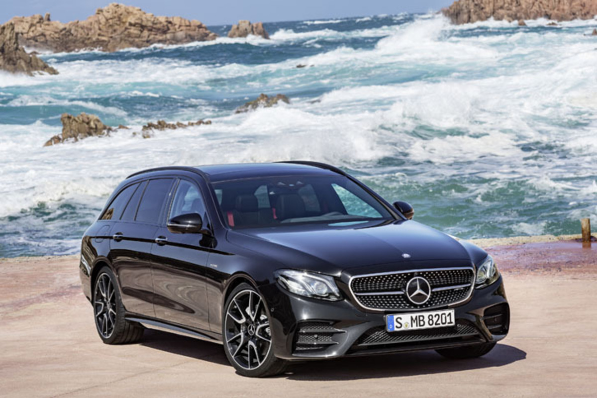 メルセデスAMG E43 4MATICステーションワゴン 内装・外装など18枚 