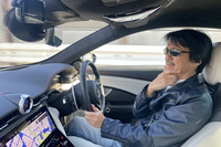 「ネットゥーノ」エンジンは、適度に古典的で適度に現代的で、適度な絶頂感に満ちていた。そのフィーリングは素晴らしいのひとことである。