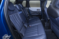 新世代MINIの第4弾 5ドアハッチバックモデル「MINIクーパー5ドア」が上陸の画像