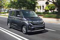新型「スバル・ステラ」登場 軽ハイトワゴン「ダイハツ・ムーヴ」の姉妹車の画像