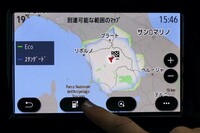 7インチタッチスクリーンによるインフォテインメントは、欧州仕様車でも日本語に切り替え可能。「Apple CarPlay」および「Android Auto」にも対応している。借り出しから約5時間。「到達可能な範囲」は、ほぼトスカーナ州内であることが判明。