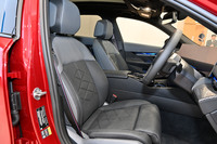 新型「BMW 5シリーズ」が日本上陸 BEVの「i5」と4気筒エンジン車のみをラインナップの画像