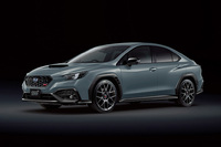「STI」のコンプリートモデルや「WRX S4 STI Sport#」(写真)といった希少なエンジン車は、今後中古車価格が徐々に上がっていくものとマニア筋は予想している。