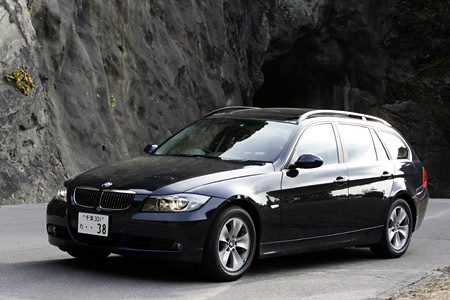 3週間限定！ 325i ツーリング  車検付 BMW325iツーリング（FR/6AT）【ブリーフテスト】 BMW325iツーリング