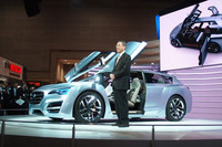 スバル、BRZと新型インプレッサをお披露目【東京モーターショー2011】