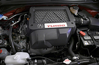 【写真上】2006年ニューヨークショーで発表された「アキュラRDX」【写真下】ターボエンジンはホンダとしては久々の投入だ。