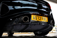 マフラーは左右2本出しで、「ロータスドライバーズパック」を選択すると、ドライブモードに応じてサウンドが切り替わる機能が追加される。