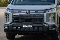 三菱がミニバン「デリカD:5」の大幅改良モデルを発表【ジャパンモビリティショー2025】の画像