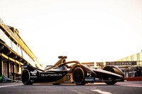 ドレスアップのモチーフとなった、DS TECHEETAH Formula Eチームのマシン(カラーリングは2022年仕様)。