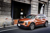 キャデラックXT4スポーツ