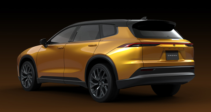 「クラウン エステート」のリアビュー。ボディーサイズは全長×全幅×全高=4930×1880×1620mmで、ホイールベースは2850mm。(数値はいずれも開発目標値)