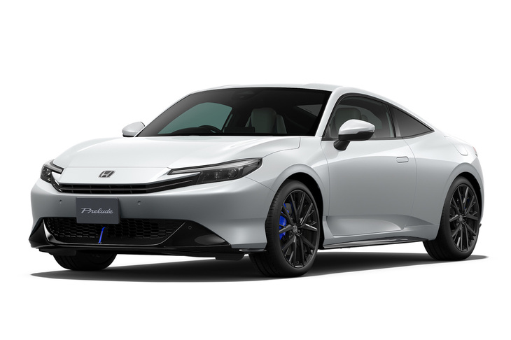 新色の「ムーンリットホワイト・パール」をまとった新型「プレリュード」。ボディーサイズは、全長×全幅×全高=4515×1880×1355mmで、ホイールベースは2605mmとなる。