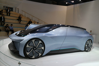 上海を拠点とするEVスタートアップ企業「NIO」が公開した自動運転コンセプト「イヴ」。
