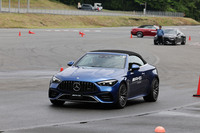 マルチパーパスドライビングコースでドリフト走行を体験。車両は「CLE53 4MATIC+」の「クーペ」と「カブリオレ」(写真)が用意されていた。