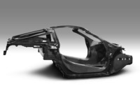 「モノケージII」の単体写真。軽量化に大きく貢献しており、車両の乾燥重量を1283kgに抑えることができたという。