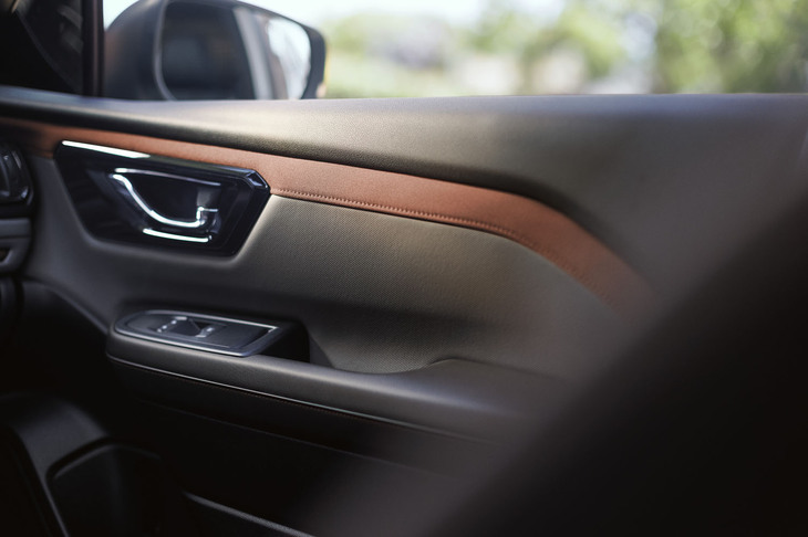 スバル・フォレスター(ドアインナーパネル)