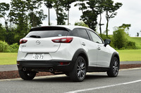 試乗車のボディーカラーはセラミックメタリック。なお今回、新たにソウルレッドクリスタルメタリックが加わった。