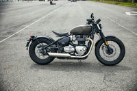 「トライアンフ・ボンネビル ボバー」