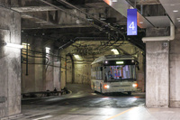 立山黒部アルペンルートの立山トンネル電気バスとして、2025年4月15日から運行を始めたBYDの大型電気バス「K8」。